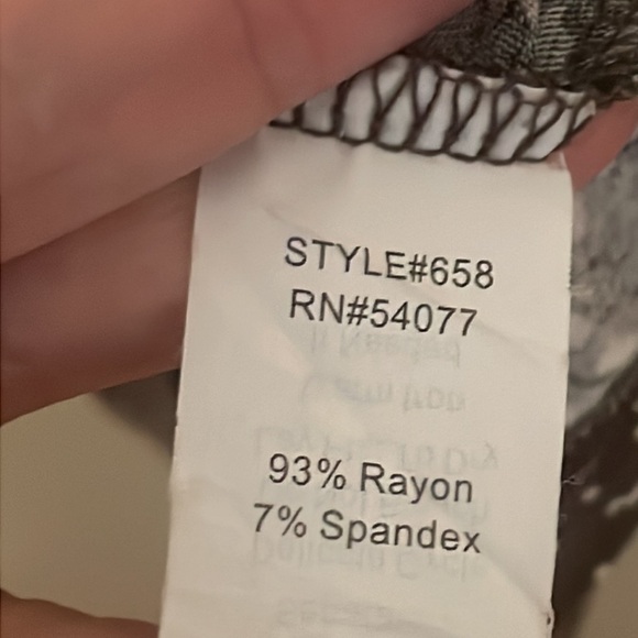 CAbi #658 Wrap‎ Dress "Dappled Dots"  Print Size Small - Picture 6 of 7